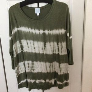 Dress Barn Sunday 2X Olive Top. NWOT